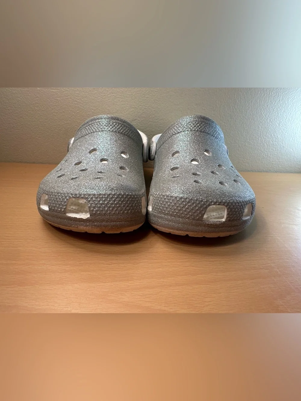 Crocs Iridescent Glitter Junior Girls Clog Size J 4